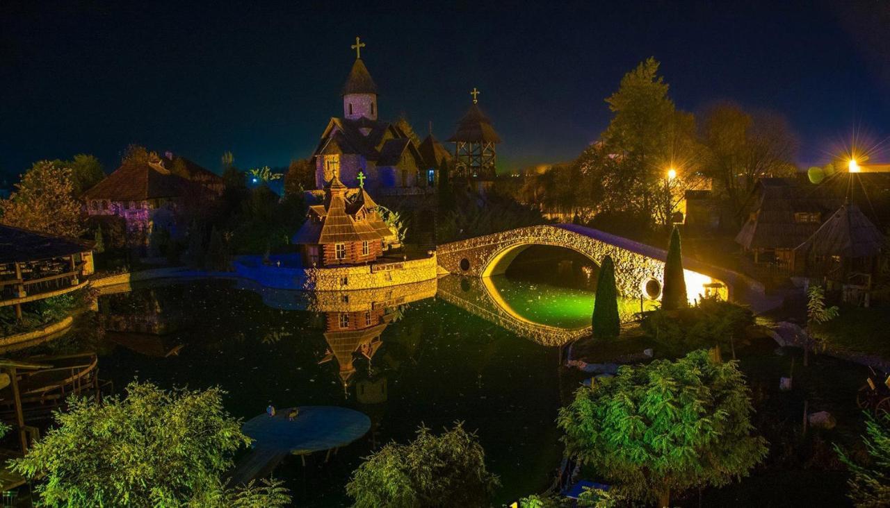 Ethno Village Stanisici Bijeljina Exterior photo